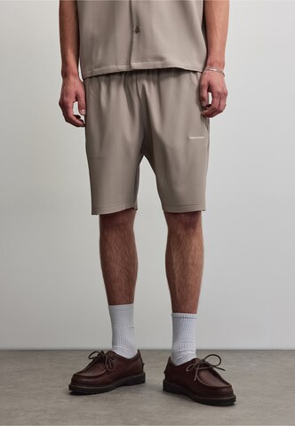 Pegador Regular Trousers 'Troy' in Beige: front