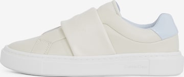 Calvin Klein Slip on -tennarit värissä beige: etupuoli