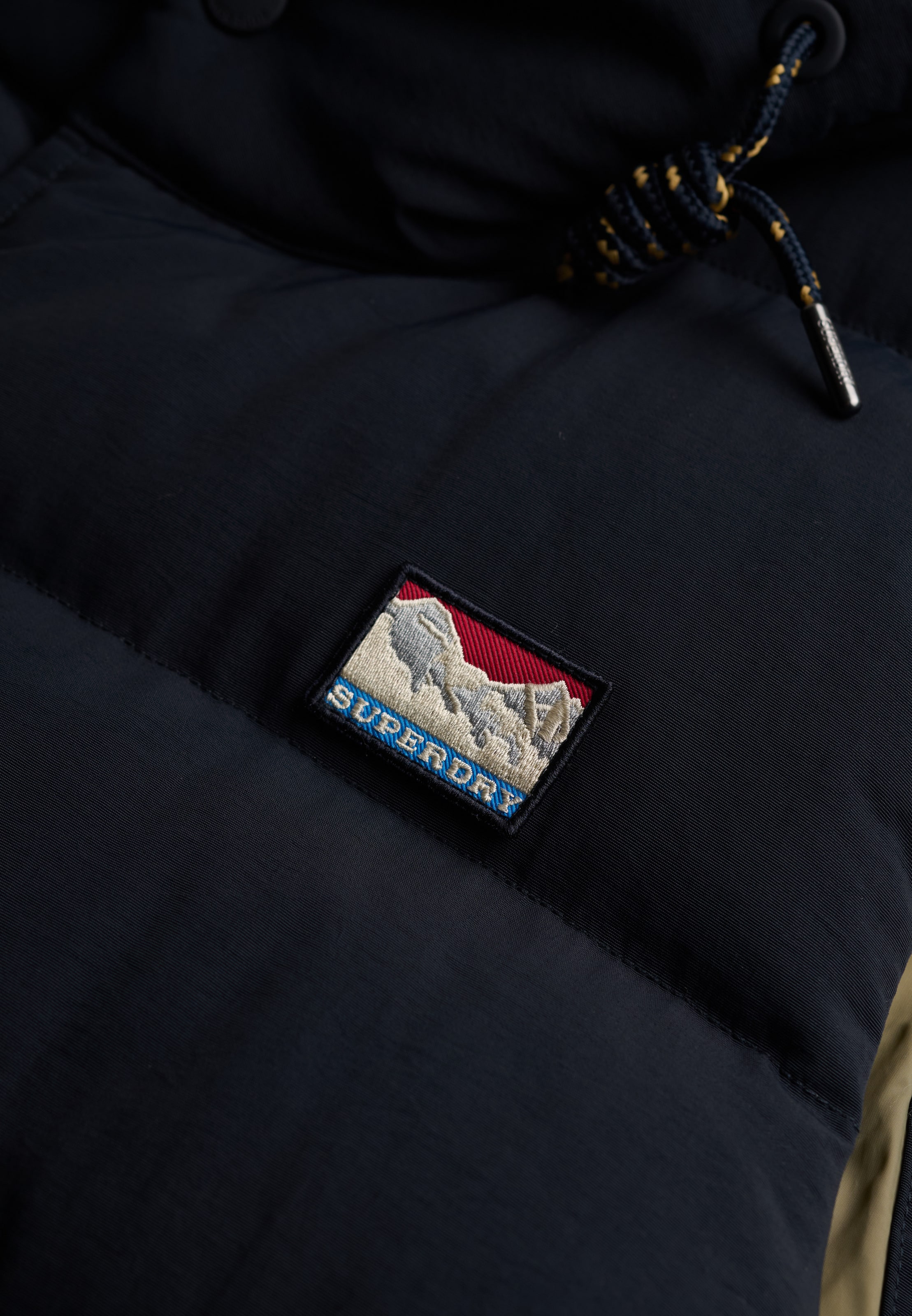 Superdry & Co Bodywarmer 'Everest' in Blauw