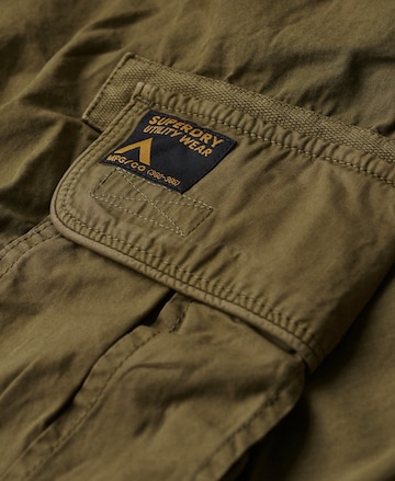 Superdry Loose fit Cargo trousers in Green