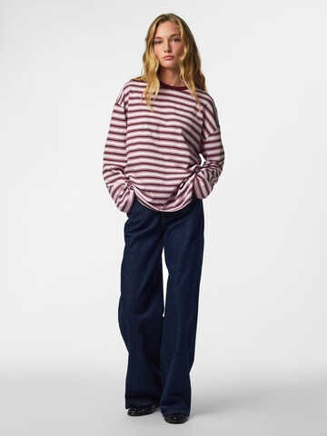 T-shirt 'PCSadie' PIECES en rouge