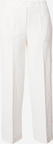 GERRY WEBER Regular Pleated Pants in White: front