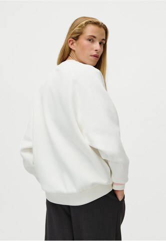 Felpa 'Alena Raglan' di OH APRIL in bianco