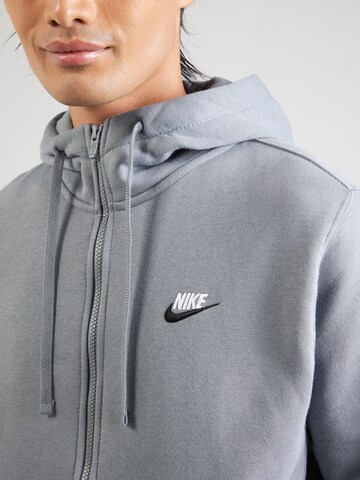 Nike Sportswear Bluza rozpinana w kolorze szary