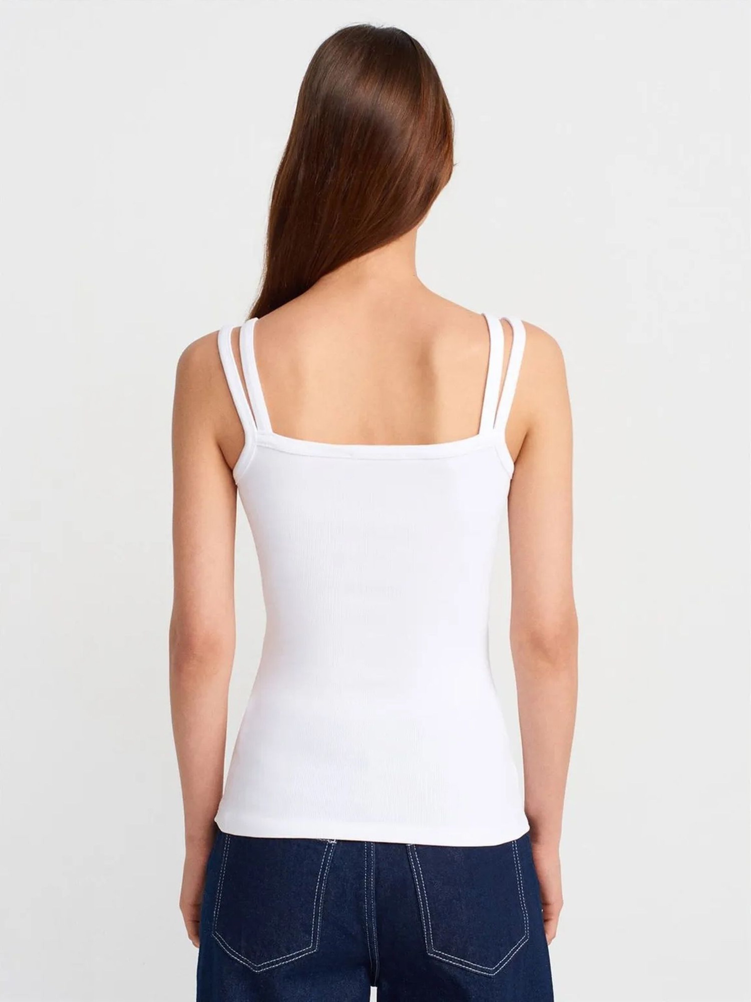 Haut Dilvin en blanc