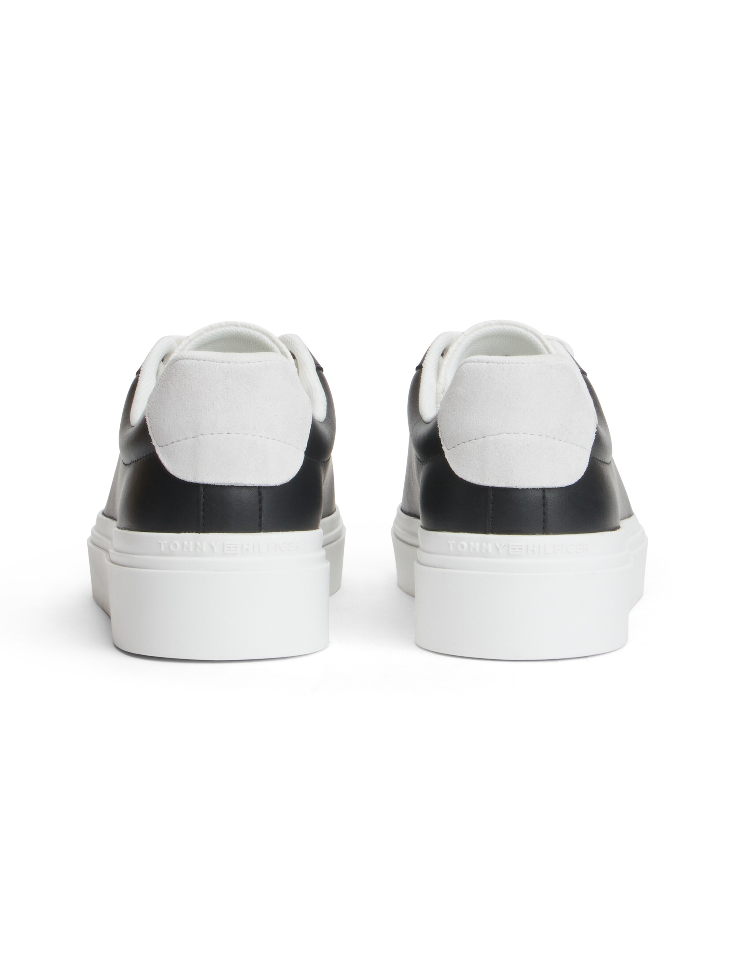 Sneaker low de la TOMMY HILFIGER pe negru