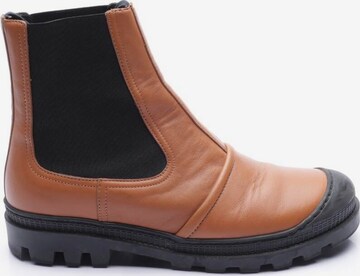 LOEWE Dress Boots in 39 in Brown: front