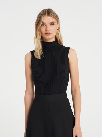 OPUS Sweater 'Paleyla' in Black: front