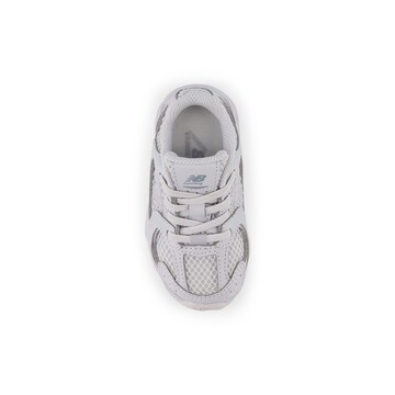 new balance Sneaker in Grau