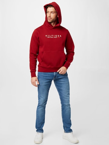 TOMMY HILFIGER Sweatshirt 'NEW YORK' in Rot