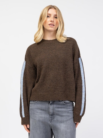 BROKE + SCHÖN Sweater in Brown: front