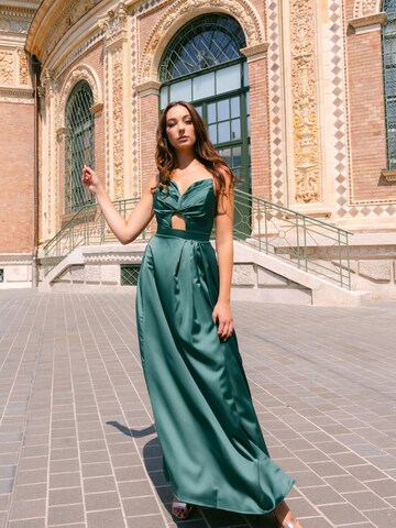 GRAZIA STORE Společenské šaty 'Ajsa' – zelená