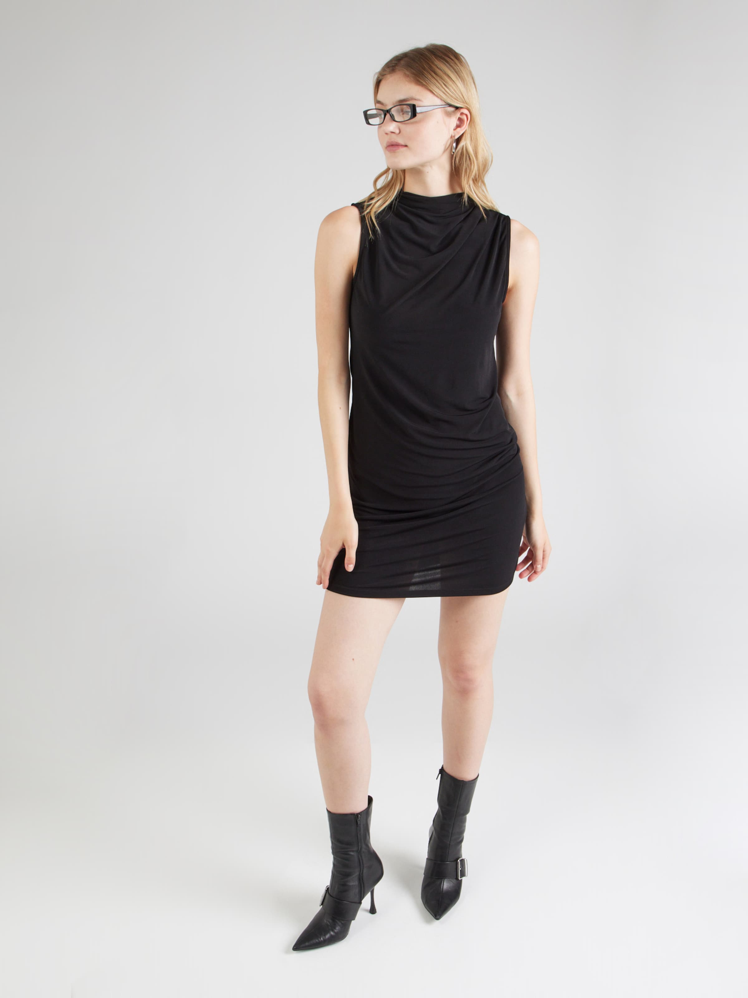 PIECES Jurk MADISON in Zwart ABOUT YOU