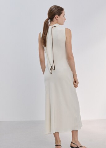 MANGO Kleid 'Carine' in Silber