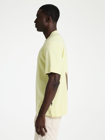 T-Shirt ' Reco ' CHASIN' en jaune