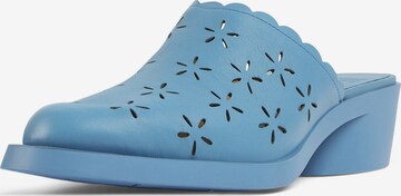 CAMPER Mules 'Bonnie' in Blue: front