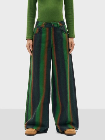 Loosefit Jeans 'HEDDA' di Thinking MU in verde: frontale