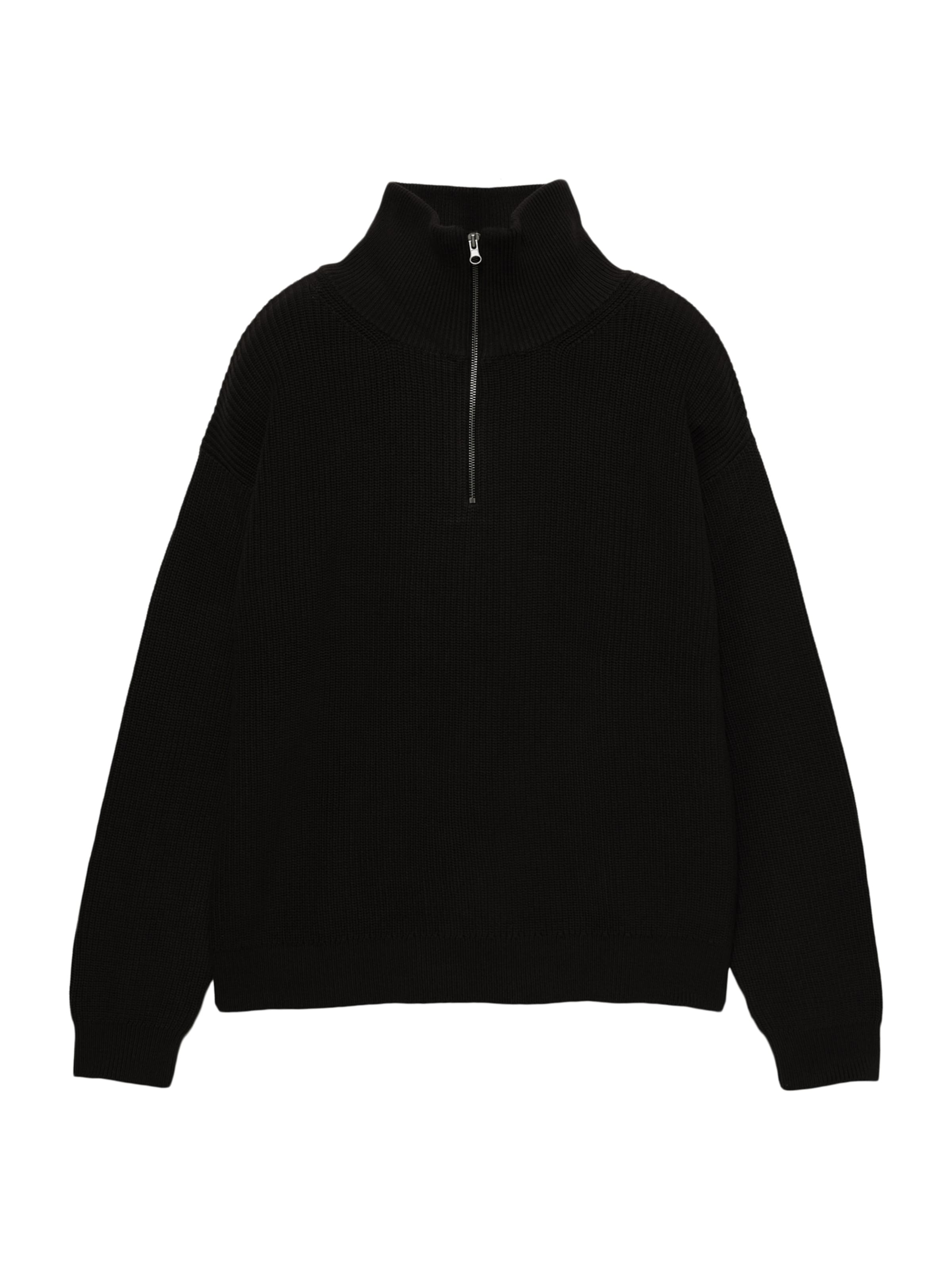 Pull&Bear Sweater in Black: front