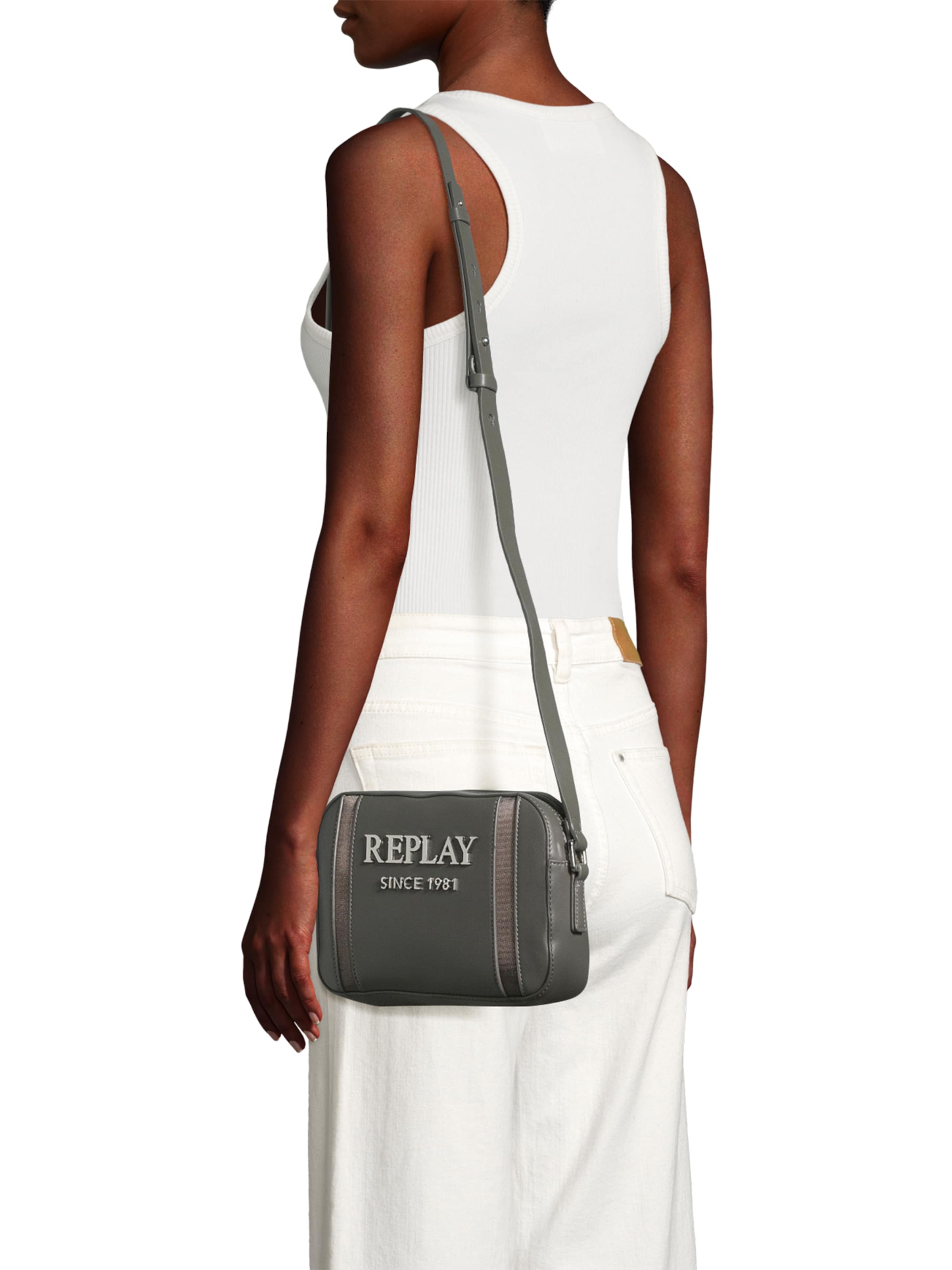 REPLAY Сумка через плечо в Серый: спереди