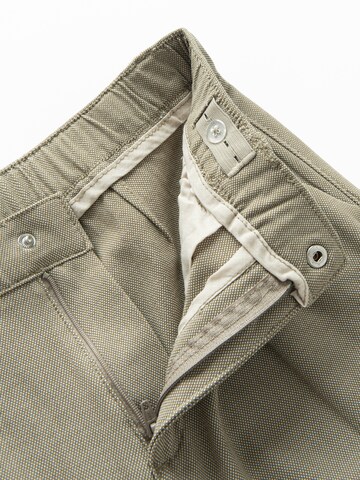 Cool Club Regular Trousers in Green