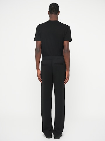 ARMANI EXCHANGE Regular Trousers in Black