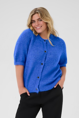 Cardigan KAFFE CURVE en bleu : devant