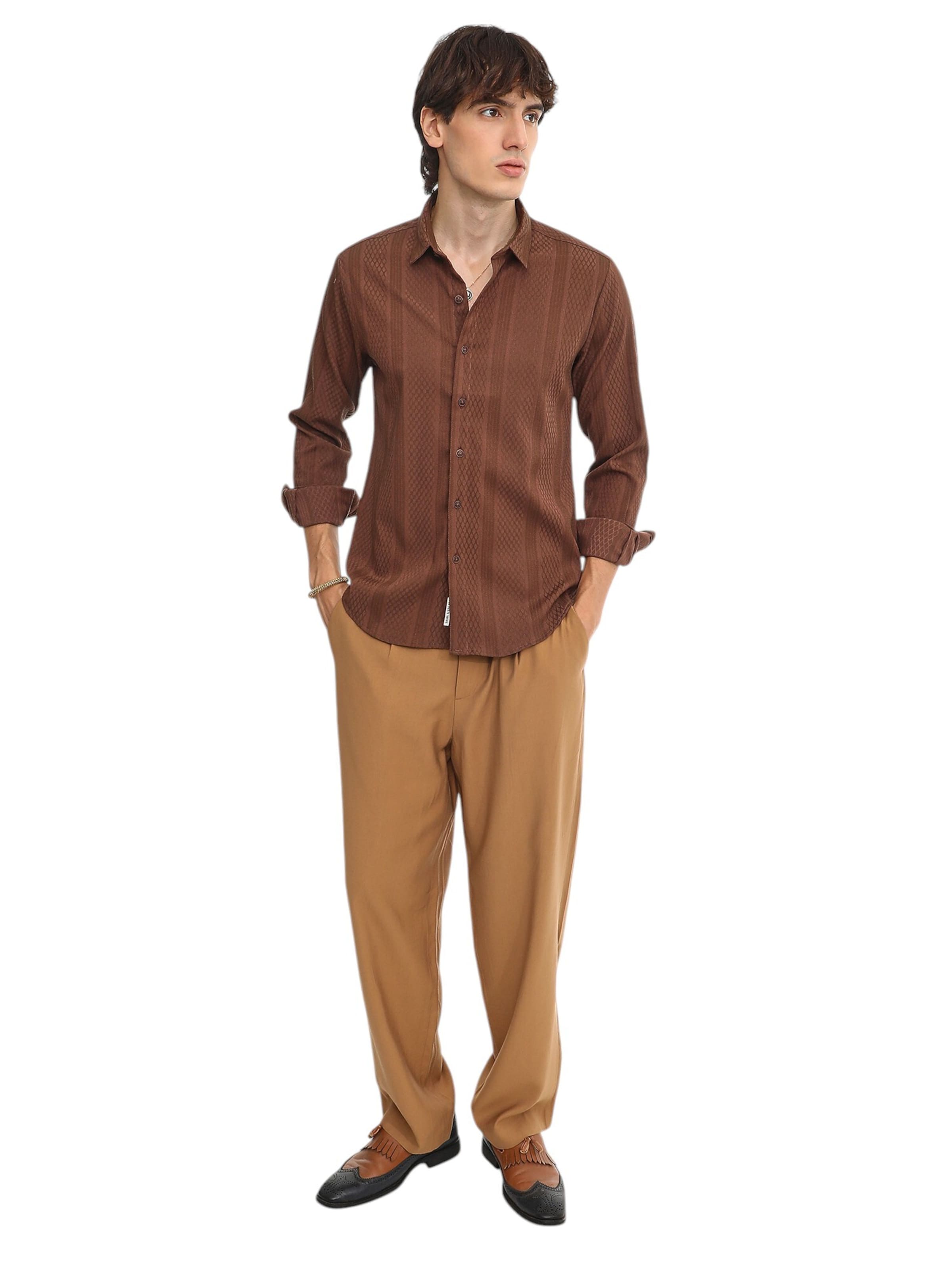 Regular fit Camicia 'Tarah' di Campus Sutra in marrone