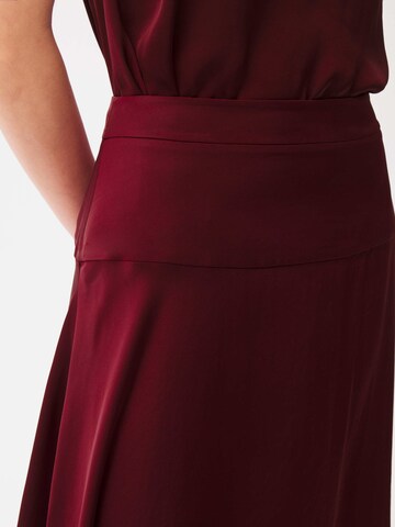 adl Skirt in Red