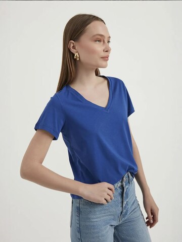 Hiccup Shirt in Blue