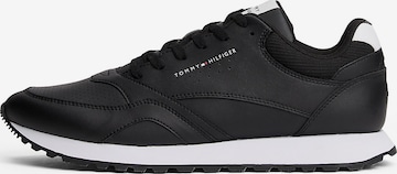 TOMMY HILFIGER Sneaker in Schwarz: Vorderseite