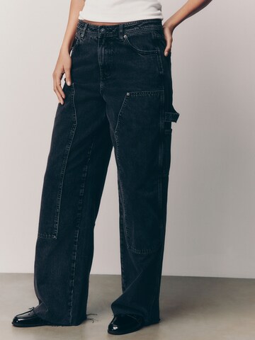 Wide leg Jeans cargo di Next in nero