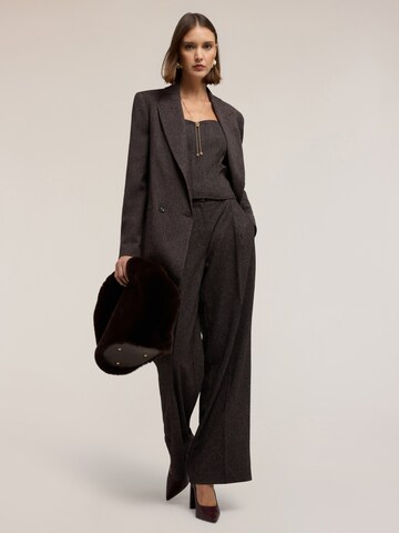MOTIVI Top in Brown