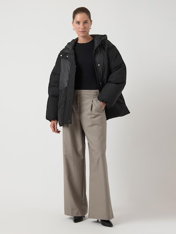 YAS Winter Jacket 'YASally' in Black