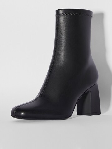 Bottes Bershka en noir : devant