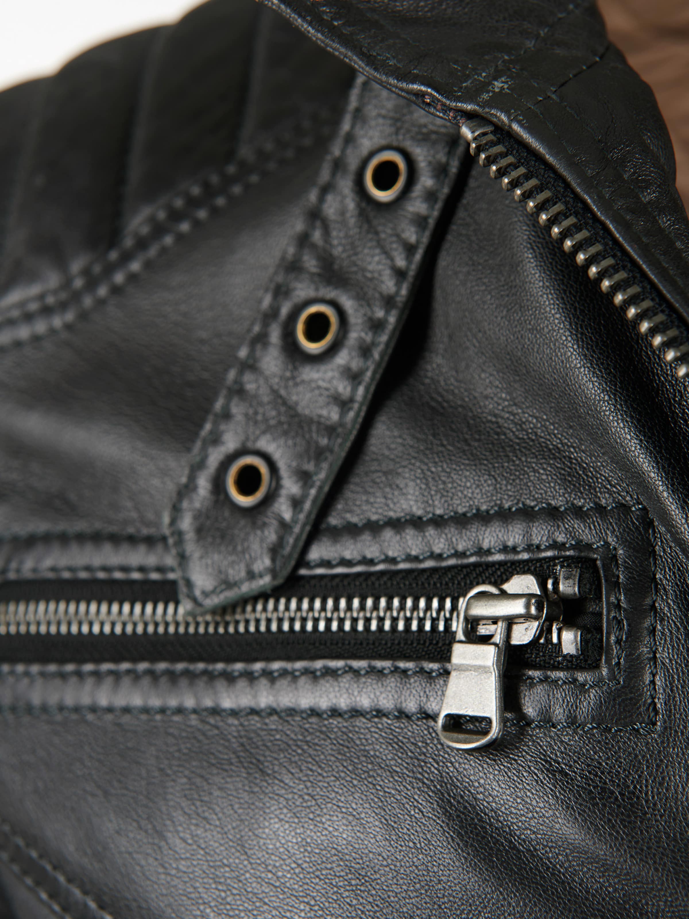 JCC Between-Season Jacket in Grey