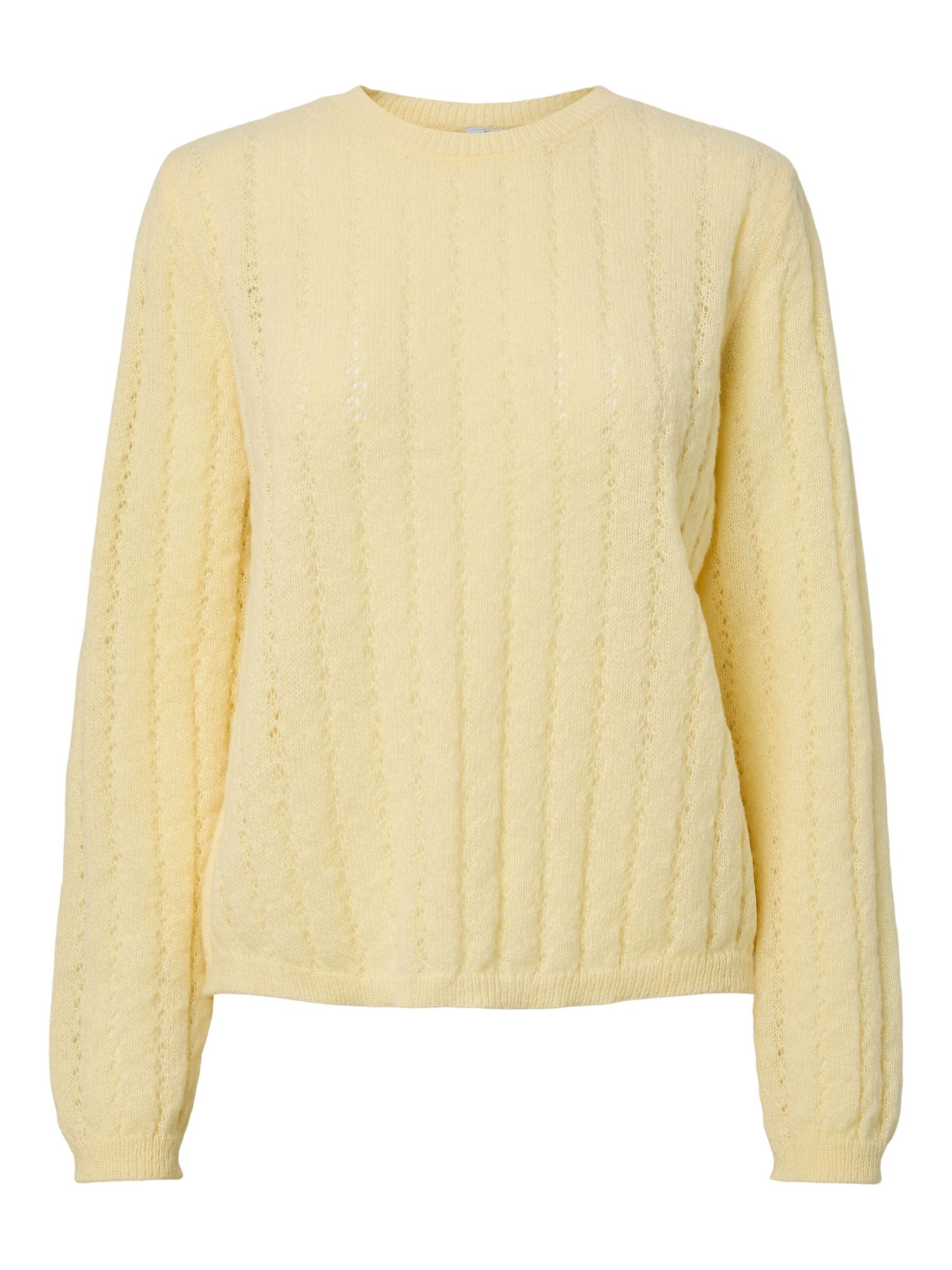 PIECES Sweater 'PCAda' in Yellow: front