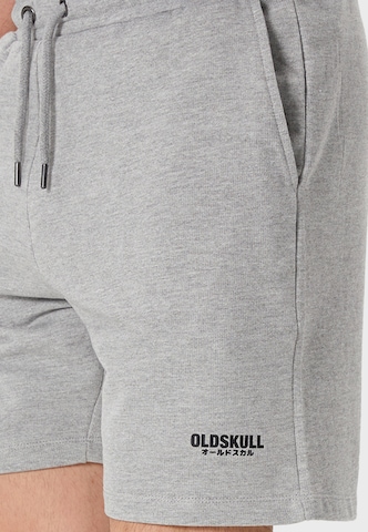 Oldskull Regular Sweatshorts 'Basic Osk' in Grau