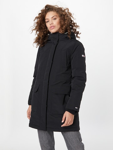 Tommy Jeans Winter parka in Black: front