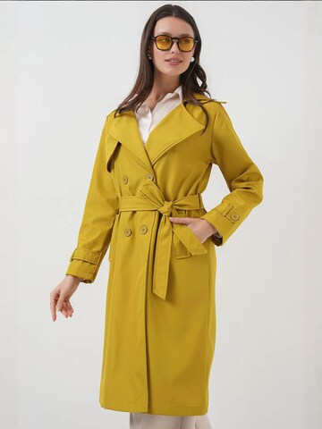 Bigdart - Sobretudo meia-estação em amarelo