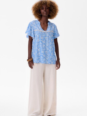 Blue Shadow Bluse‌‌‌‌‌‌‌‌ in Blau