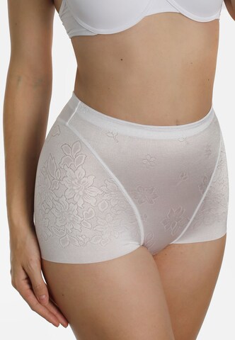 sassa Boyshorts in White