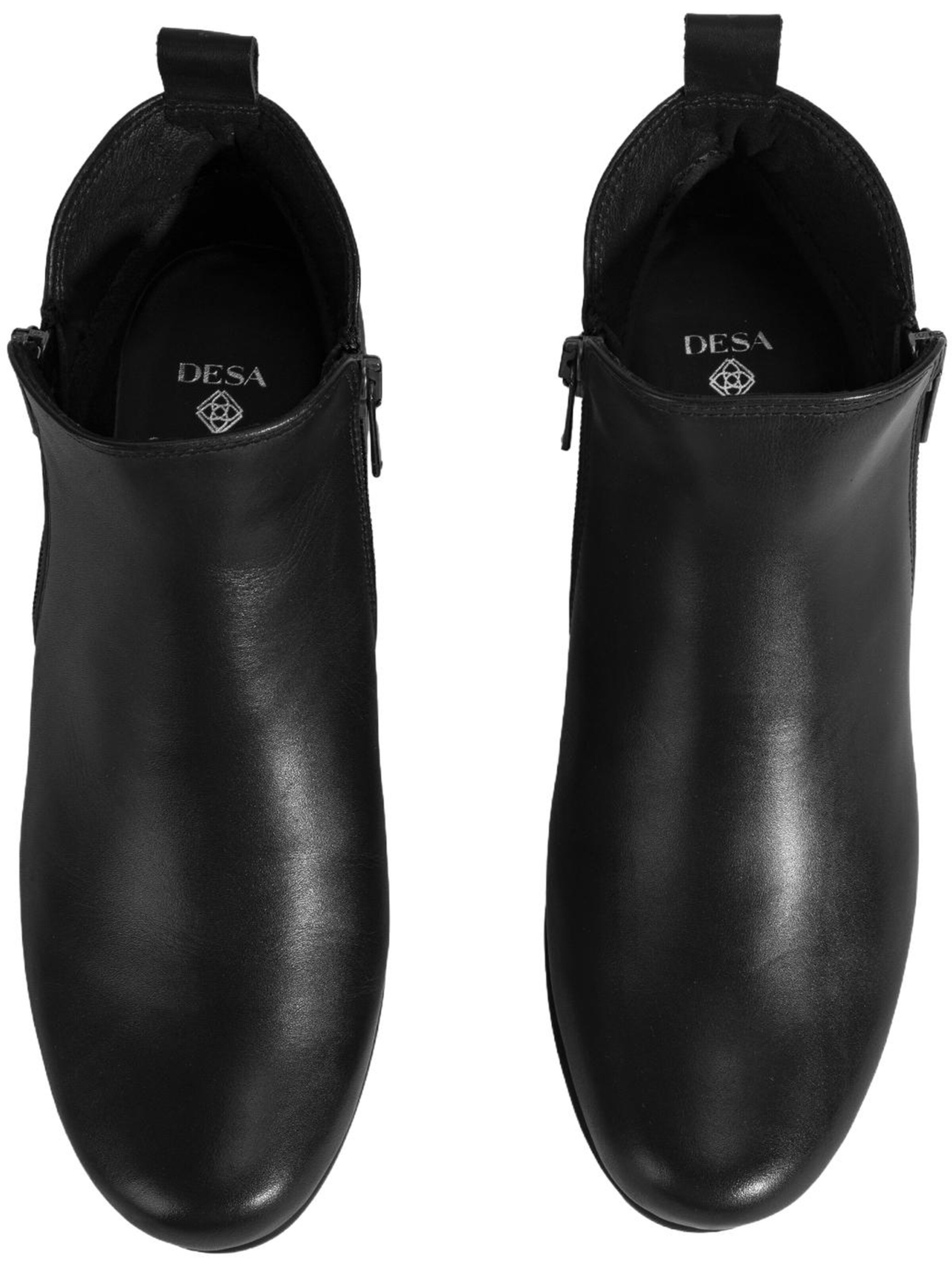 Desa Boots in Black