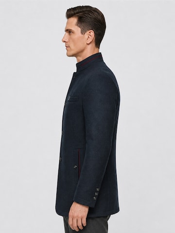 Cappotto invernale 'Eiskante' di ALLTHEMEN in blu