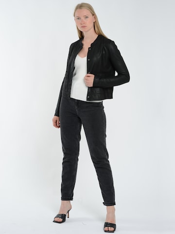 JAGGER & EVANS Between-Season Jacket in Black