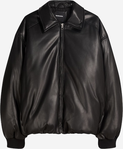 Bershka Välikausitakki värissä musta, Tuotenäkymä