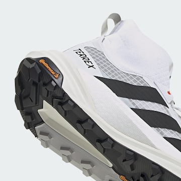 Chaussure basse 'Freehiker 3 Ultra' ADIDAS TERREX en blanc
