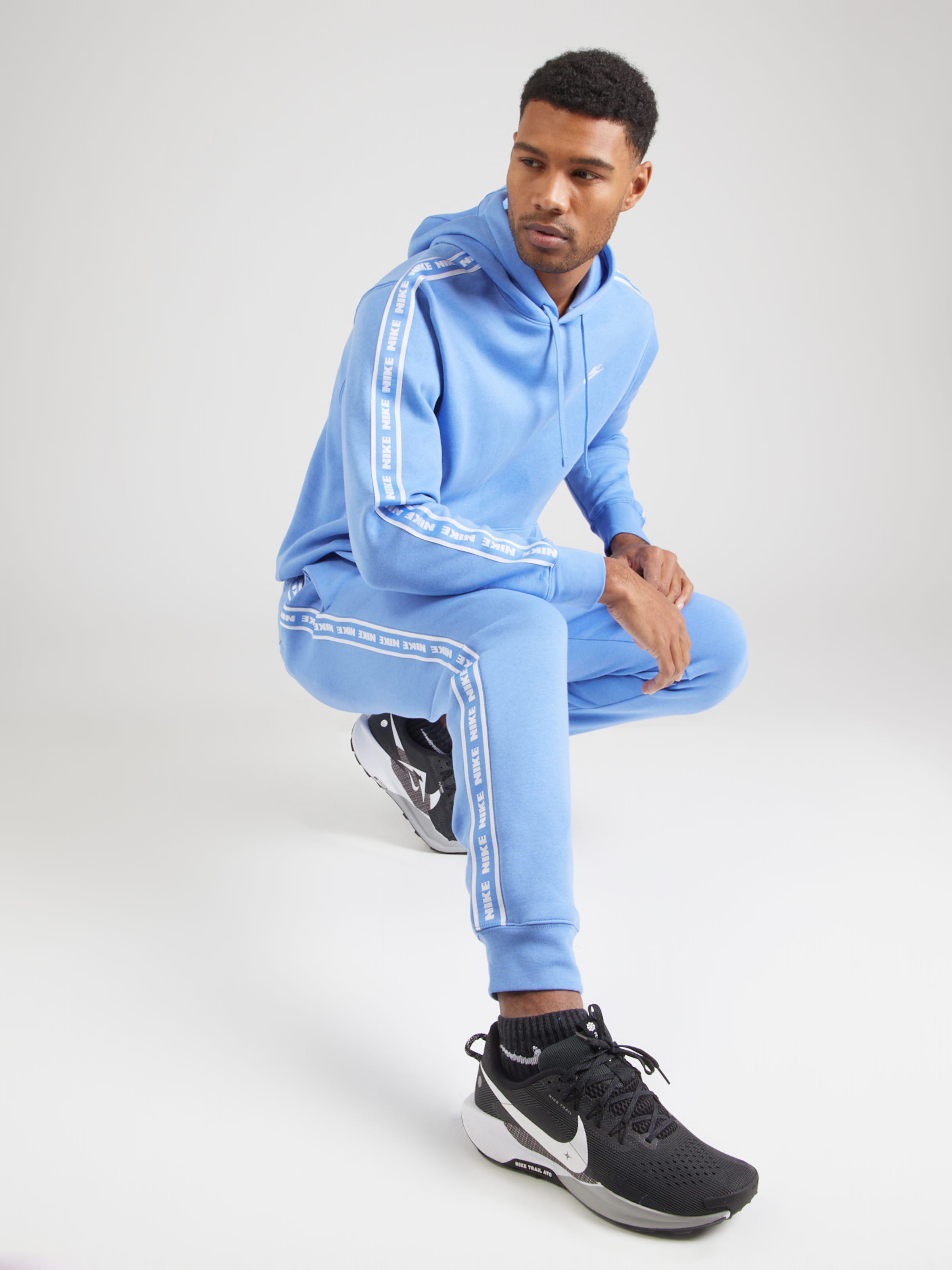 Ropa deportiva para hombre transpirable online en ABOUT YOU