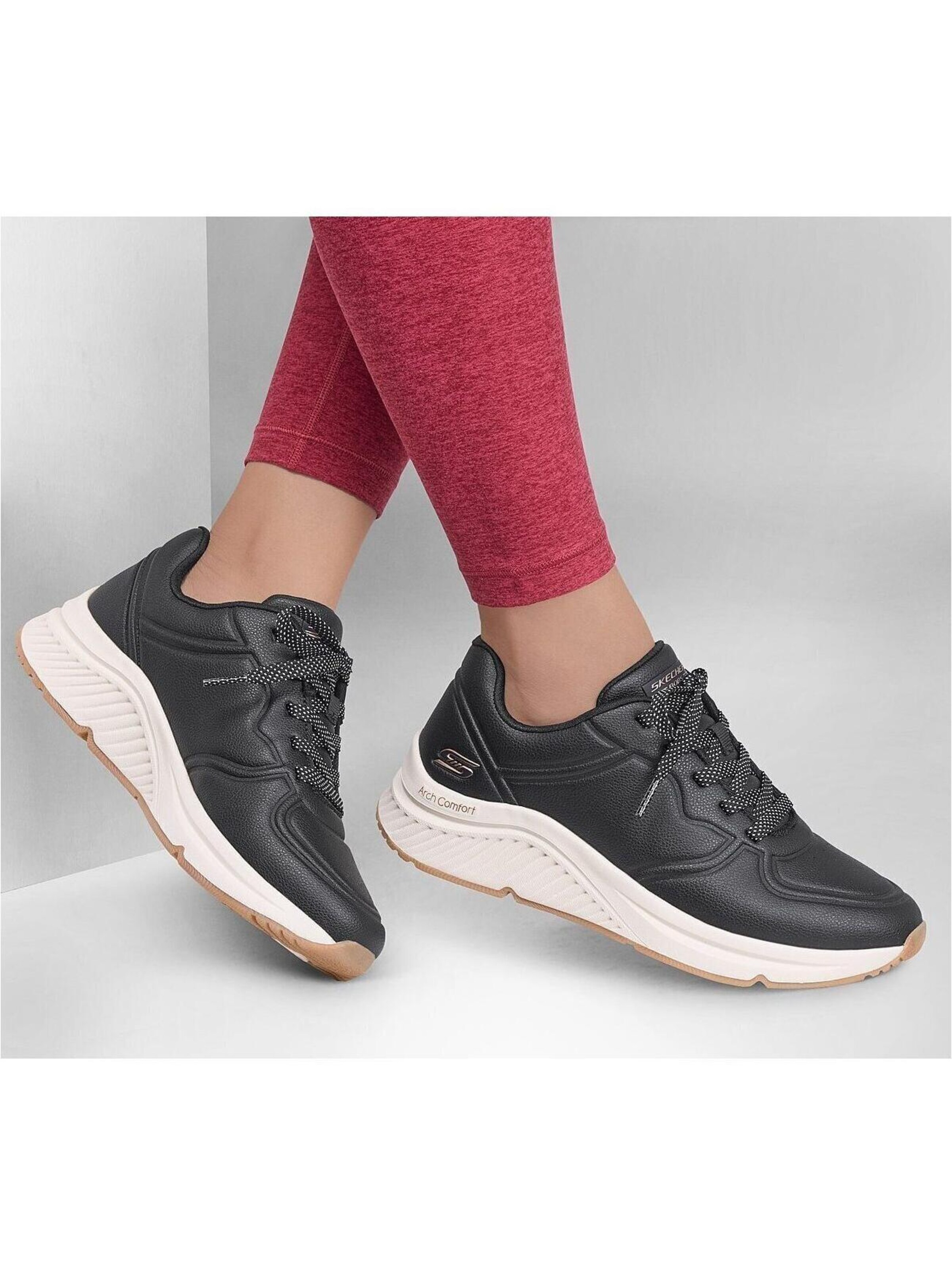SKECHERS - Calzado deportivo 'Skechers Bobs Arch Comfort B' en negro