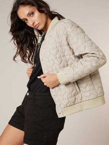 Veste mi-saison 'Lovely' Deeluxe en vert