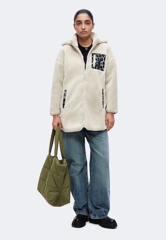 Hailys Fleece jacket 'Te44ddy' in Beige